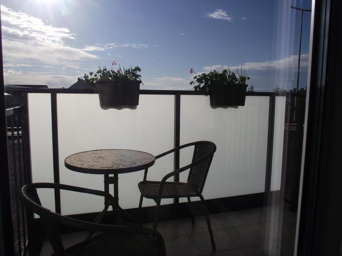 Apartament Holenderski Z Prywatnym Miejscem Postojowym W Garazu Koszalin Dış mekan fotoğraf